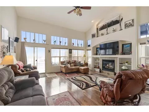 23922 E 2nd Dr, Aurora, CO 80018 photo 5