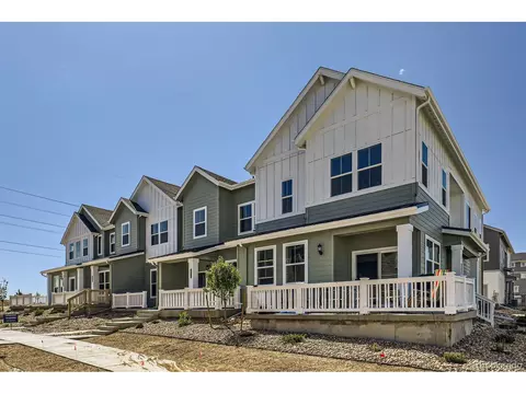 2006 S Haleyville Way, Aurora, CO 80018