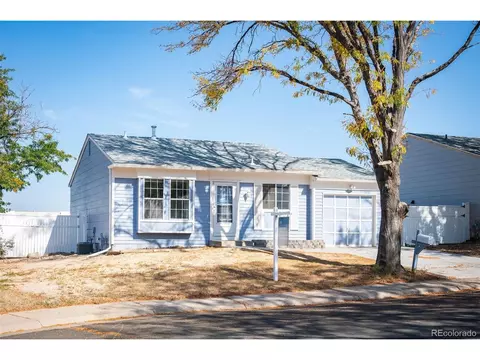 20511 E Coolidge Pl, Aurora, CO 80011