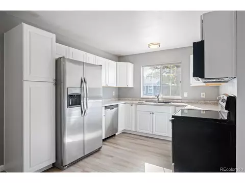 20511 E Coolidge Pl, Aurora, CO 80011 photo 4