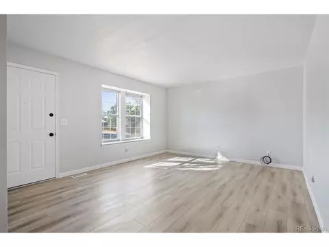 20511 E Coolidge Pl, Aurora, CO 80011 photo 3