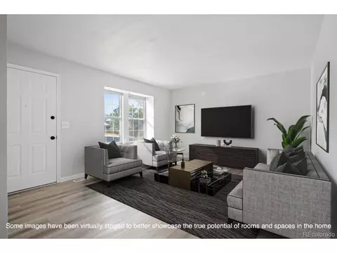 20511 E Coolidge Pl, Aurora, CO 80011 photo 2