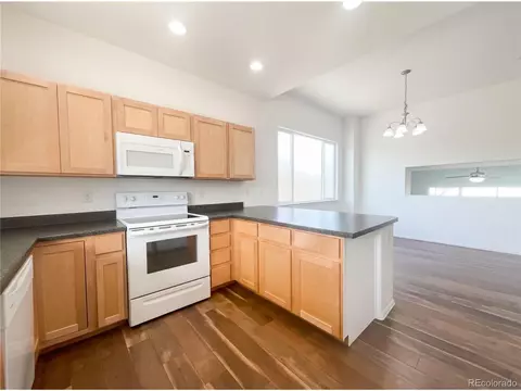 Kitchen - 444 Stonebrook Dr, Windsor, CO 80550 photo 3 of 5