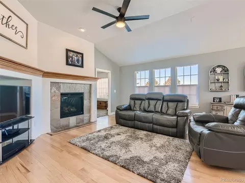 8465 E 149th Dr, Thornton, CO 80602 photo 4