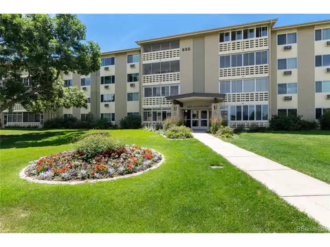 655 S Alton Way #2B, Denver, CO 80247
