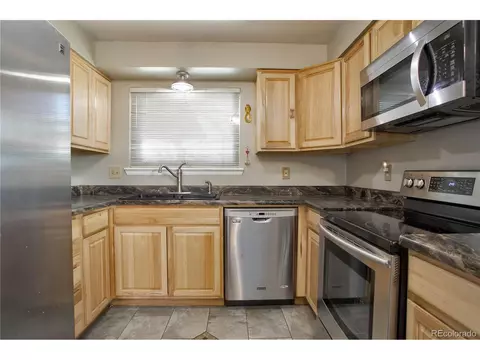 18899 E 16th Pl, Aurora, CO 80011 photo 15