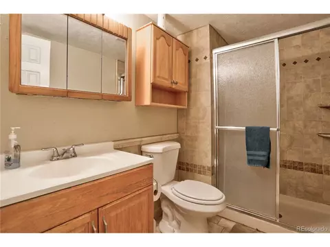 18899 E 16th Pl, Aurora, CO 80011 photo 23