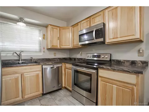 18899 E 16th Pl, Aurora, CO 80011 photo 14