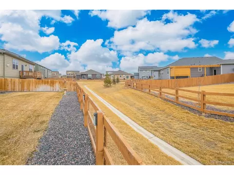 923 Camberly Dr, Windsor, CO 80550 photo 33