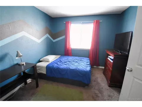 Undisclosed, Denver, CO 80239 photo 18