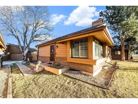 141 S Eagle Cir, Aurora, CO 80012 photo 3
