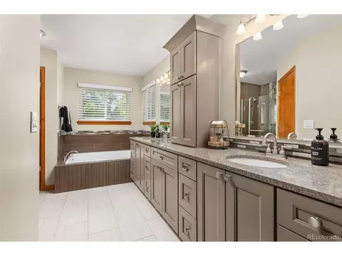 Bath - 20906 E Berry Ave, Centennial, CO 80015 photo 1 of 4