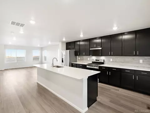 Kitchen - 4684 Cloudburst Ln, Morrison, CO 80465 photo 1 of 2