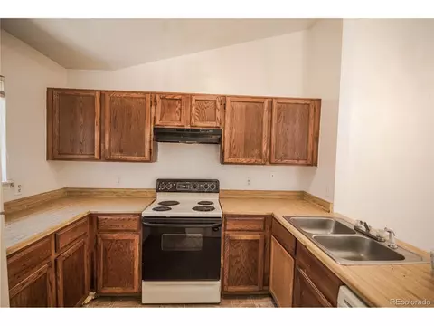 19006 E 16th Pl, Aurora, CO 80011 photo 8