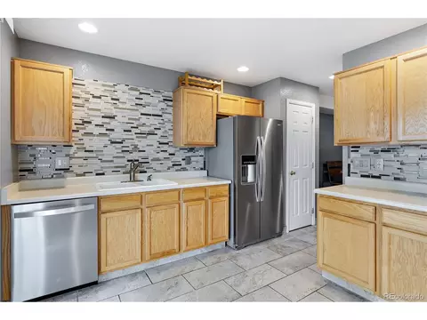 6058 Jay St, Arvada, CO 80003 photo 10