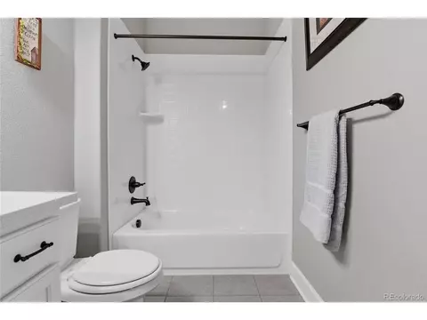 Bath - 7693 S Quantock Way, Aurora, CO 80016 photo 4 of 4