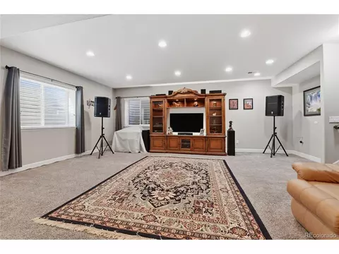 Living - 7693 S Quantock Way, Aurora, CO 80016 photo 2 of 3