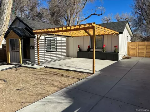 2040 Emporia St, Aurora, CO 80010