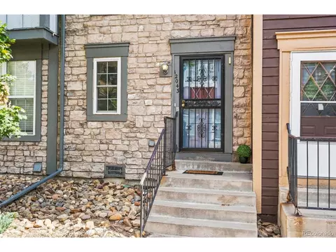 Exterior - 12043 E Hoye Dr, Aurora, CO 80012 photo 2 of 5