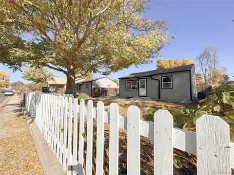 7856 Newport St, Commerce City, CO 80022