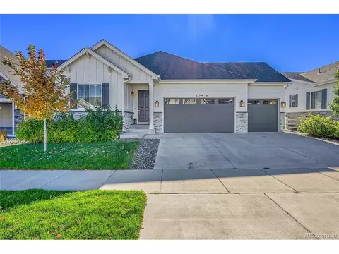 27744 E Davies Dr, Aurora, CO 80016