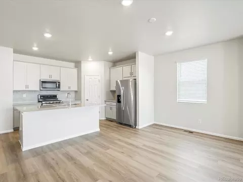 9119 Pitkin St, Commerce City, CO 80022 photo 8