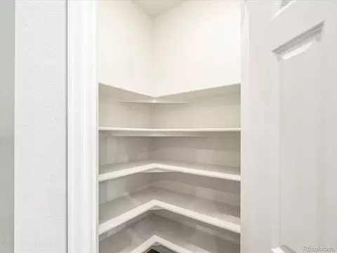 9119 Pitkin St, Commerce City, CO 80022 photo 10