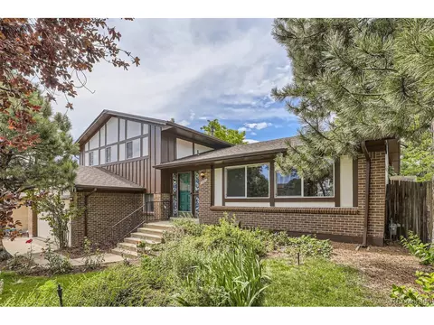 13966 W Warren Dr, Lakewood, CO 80228