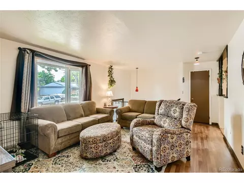 385 E 112th Dr, Northglenn, CO 80233 photo 2