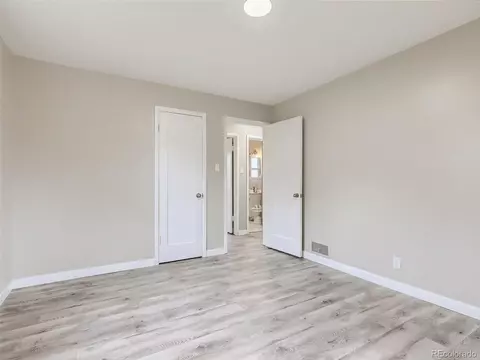 10550 E 7th Ave, Aurora, CO 80010 photo 13