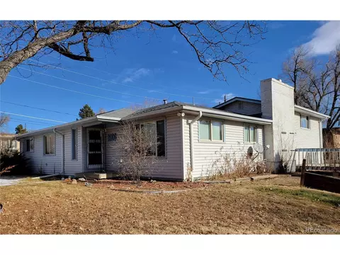1600 Iris St, Lakewood, CO 80215