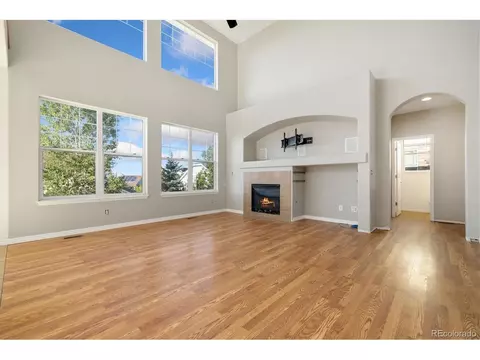 24725 E Crestline Pl, Aurora, CO 80016 photo 2