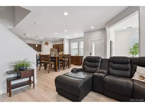 16221 E Bolling Dr, Denver, CO 80239 photo 5