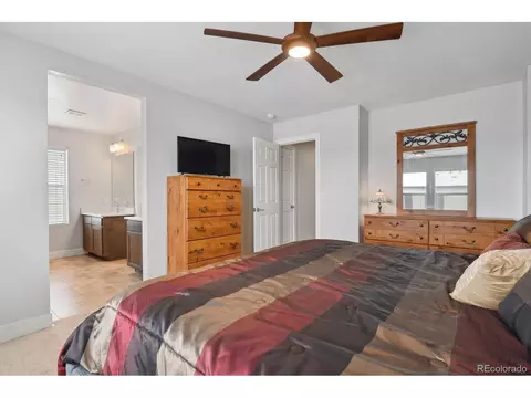 16221 E Bolling Dr, Denver, CO 80239 photo 19