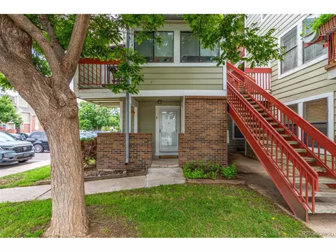 909 S Dawson Way #8, Aurora, CO 80012