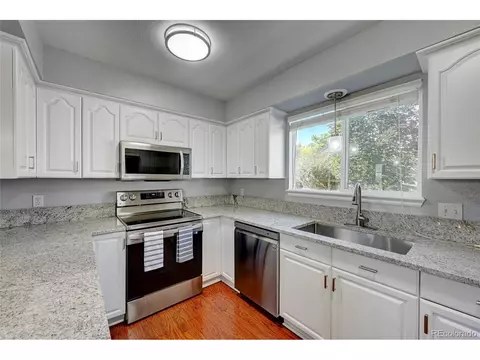 18364 E Union Dr, Aurora, CO 80015 photo 9
