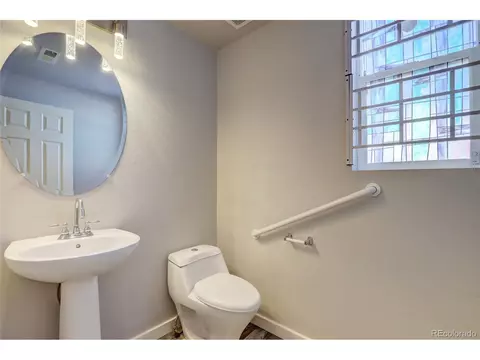 16076 Elk Dr, Denver, CO 80239 photo 22