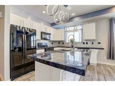 16076 Elk Dr, Denver, CO 80239 photo 15
