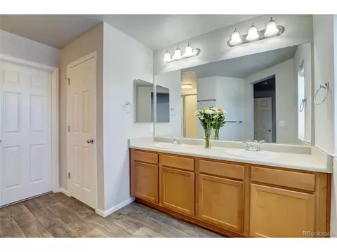 16076 Elk Dr, Denver, CO 80239 photo 28