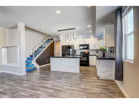 16076 Elk Dr, Denver, CO 80239 photo 13