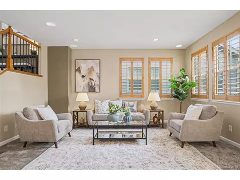 1372 S Duquesne Ct, Aurora, CO 80018