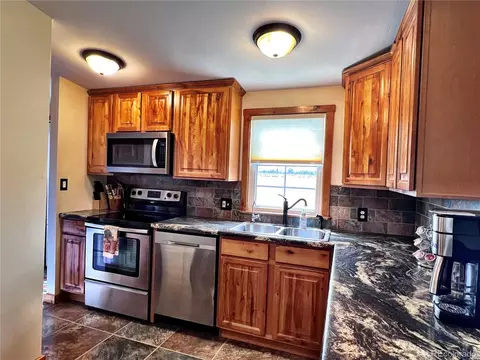 681 4th Ave, Limon, CO 80828 photo 3