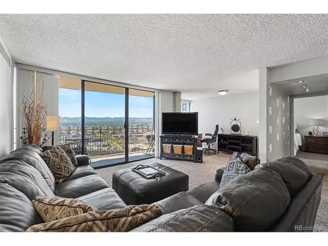 1020 15th St #33A, Denver, CO 80202