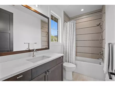 Bath - 5162 Mount Glennon Way, Morrison, CO 80465 photo 5 of 6