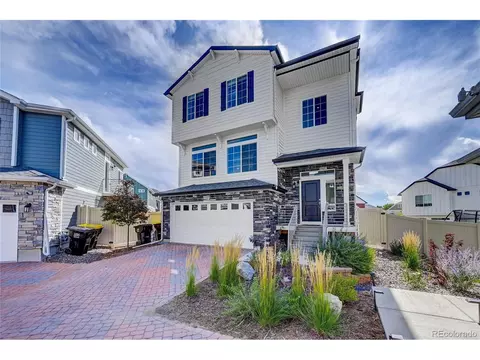 4425 N Quatar Ct, Aurora, CO 80019