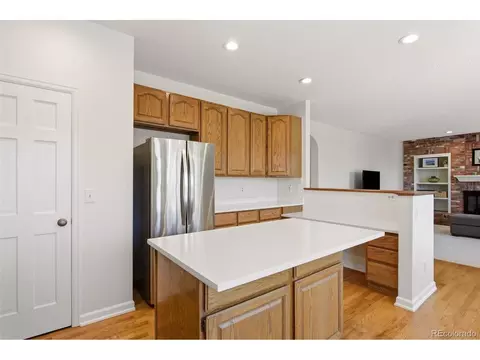 Kitchen - 16254 E Prentice Pl, Centennial, CO 80015 photo 5 of 5
