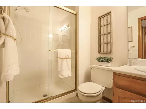 Undisclosed, Arvada, CO 80002 photo 23