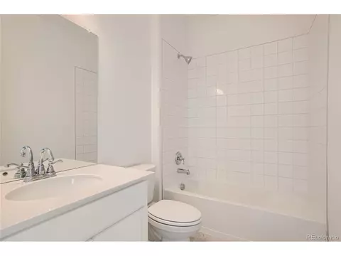 27560 E Cedar Pl, Aurora, CO 80018 photo 11