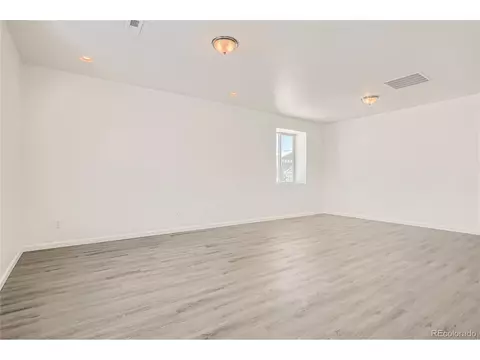 27560 E Cedar Pl, Aurora, CO 80018 photo 5