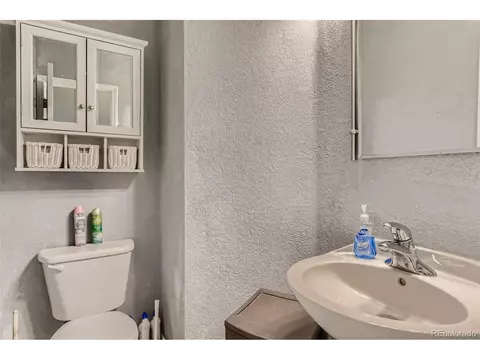 15647 E 7th Ave, Aurora, CO 80011 photo 16
